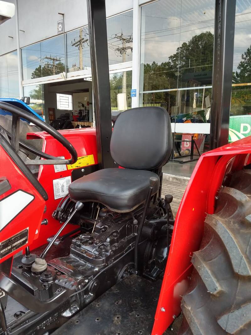 TRATOR MASSEY FERGUSON 250X - (DIE-2366) ANO 2000 - VENDIDO 